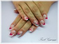 Koszorúslánynak ruha alapján