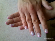 kis pinky csillámmal