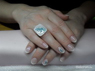 Saját köröm erősítése zselével