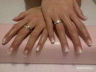 Töltés krém szín ezüst csillámmal