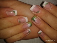 Niki zöldikére vágyott