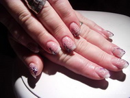 Zselé akrillal  díszítve