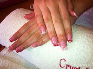 Pöttyös köröm öröm 