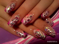 Leilám dögös pink körme