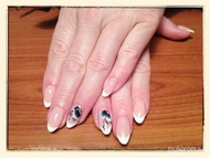 Best Nails - Csinos és egyszerű francia mandula