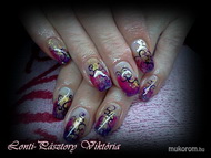 Viki átreszelve díszitve