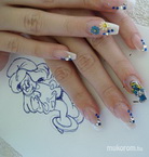 Best Nails - törpilla