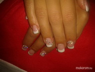 nail