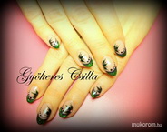 épített zselé akril festéssel