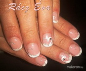 Best Nails - szivecskés