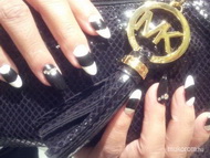 Best Nails - fekete fehér