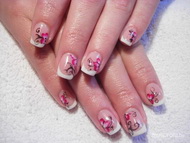 Zselé akrillal  díszítve