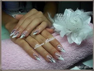 Francia kis díszítéssel