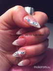 Best Nails - strasszos