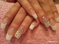 Best Nails - 2hetes frsncia