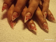 Zselés épített köröm