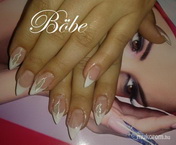 pezsgős gyöngyökkel