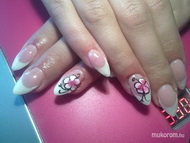 rózsaszín virágos