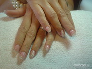 esküvőre készülve