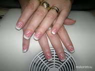 saját köröm erősítése