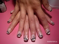 Best Nails - mintás