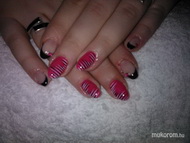 Best Nails - csíkos