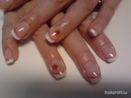 Best Nails - virágos