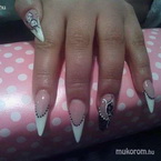 Best Nails - pillangós stileto