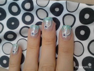 csillámos lakkos mintás