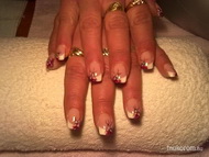 rózsaszín virágos