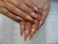 napfényes narancssárga