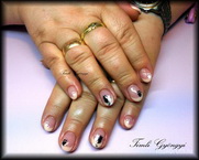 Gizinek cicák akrillal festve