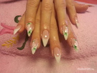 Best Nails - épített zselé akrilal