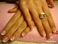 Best Nails - francia virággal