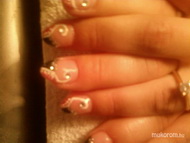 Best Nails - rózsaszin csillámmal