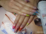 Best Nails - Színes hegyes köröm