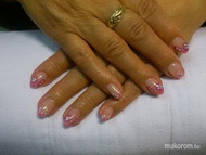 Rózsaszín csillámos virágos