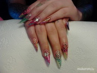 Best Nails - hegyes párducmintás