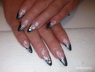 COLOR NAILS CORVIN PLÁZA