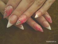 Best Nails - virágos 