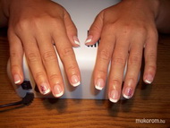 manikűr tippes körömerősítés 