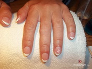 saját köröm erősítése zselével