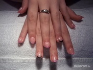 Barbinak rágott körömre pici zselés