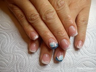 Kis virágos kék fehérben