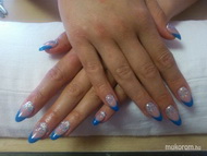 Kék ezüst csillámmal