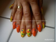 Narancssárga virágos