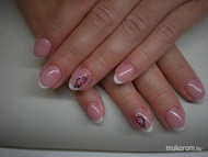 mini francia akril pillangóval