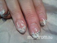 Best Nails - épített zselé csillámmal
