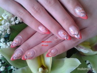 zselés műköröm pici virágbimbók