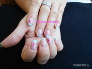 saját köröm megerősítése zselével